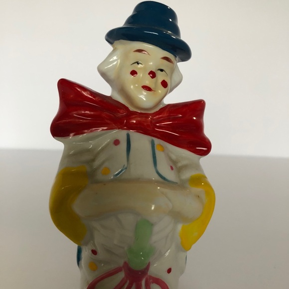 Porcelain Clown Figurine Holding Umbrella 7” Inch - Picture 3 of 3